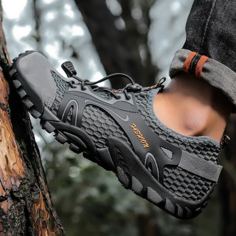 LION SCREAM Hiking Shoes